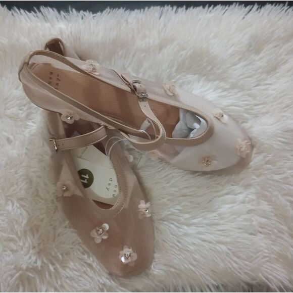 🆕🥿Everly Floral Mesh Mary Jane Ballet Flats w Memory Foam Insole Sz 9, 11 - Picture 2 of 4